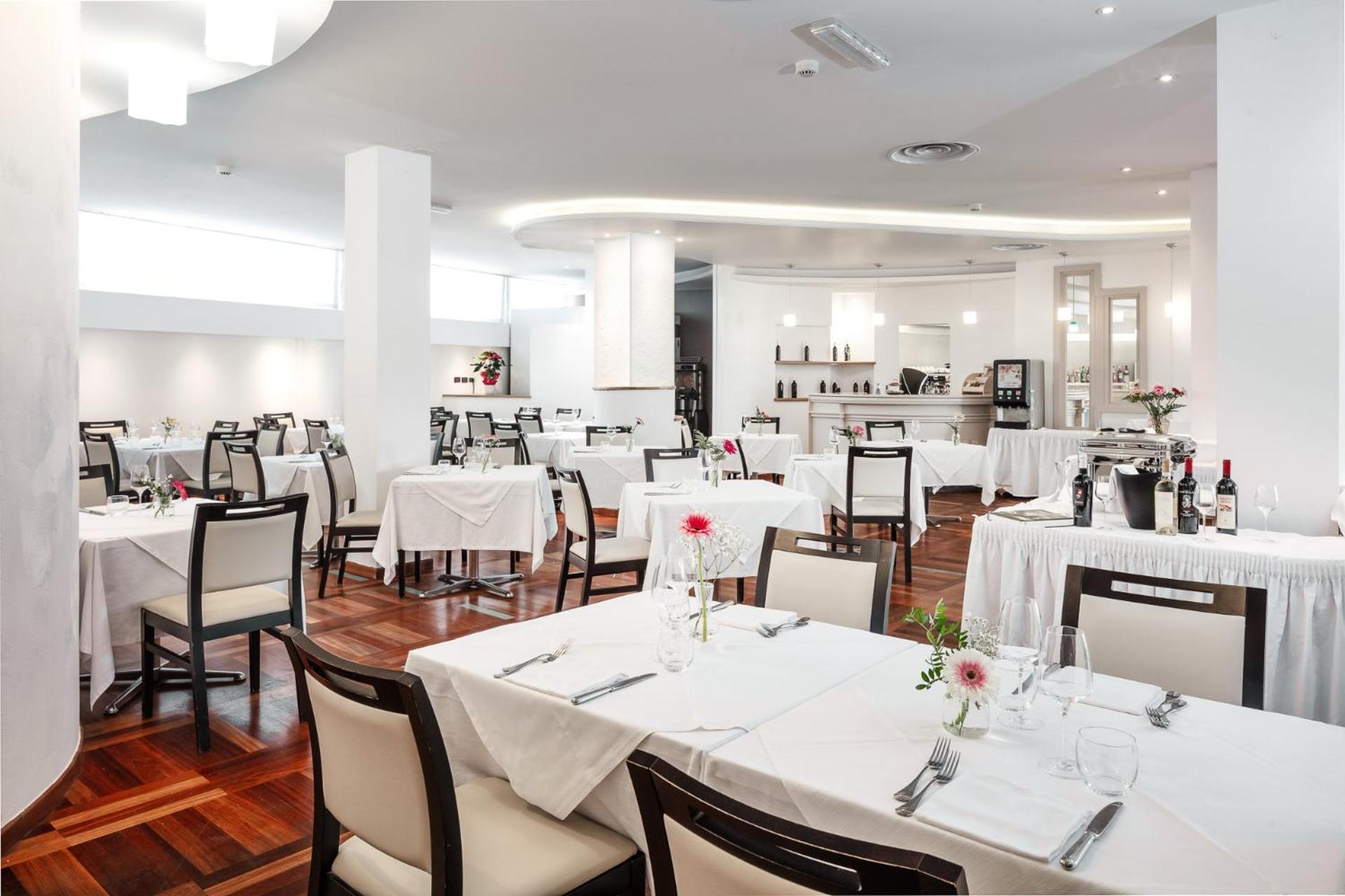 Hotel Carlo Felice Σάσαρι Εξωτερικό φωτογραφία