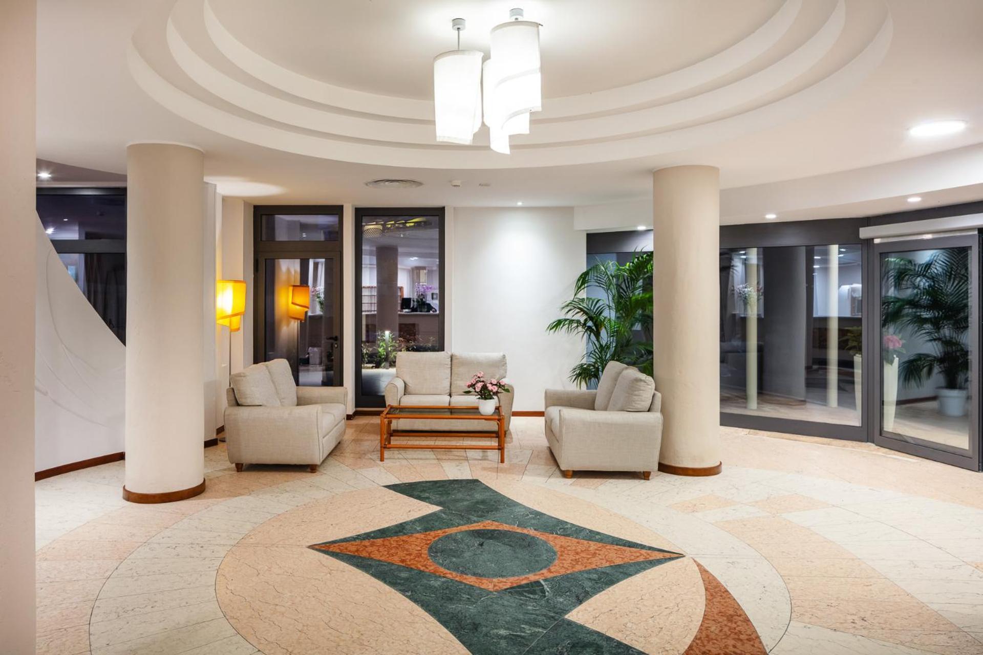 Hotel Carlo Felice Σάσαρι Εξωτερικό φωτογραφία