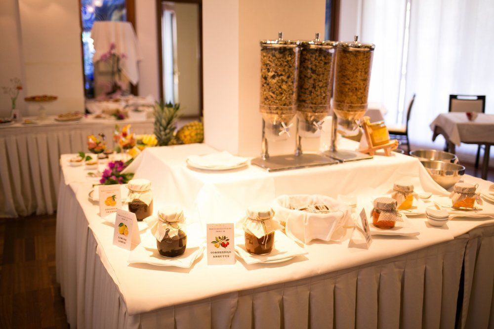 Hotel Carlo Felice Σάσαρι Εξωτερικό φωτογραφία